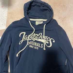 Jack & Jones men’s hoodie in navy blue. Large, slim fit. Good condition.